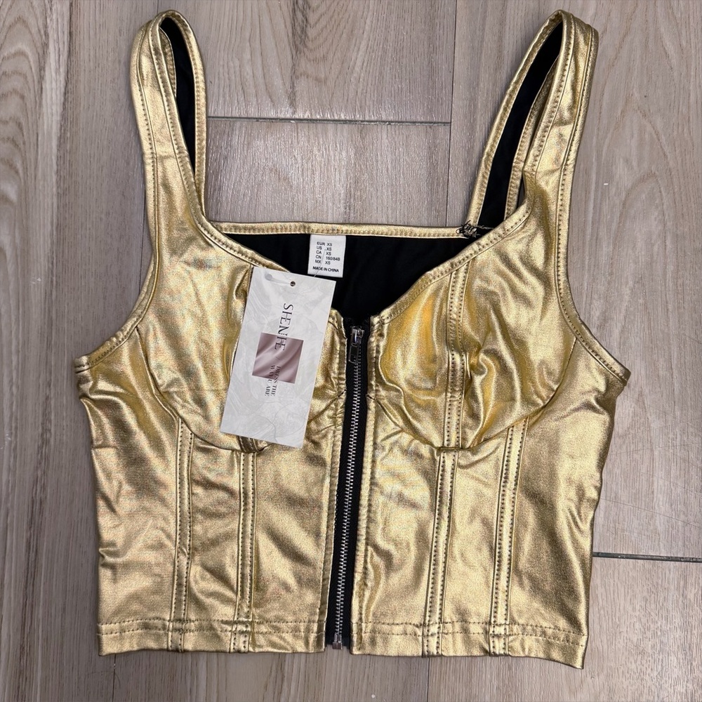 Y2K Maximalist Gold Metallic Crop Top - Size XS - Picture 3 of 6